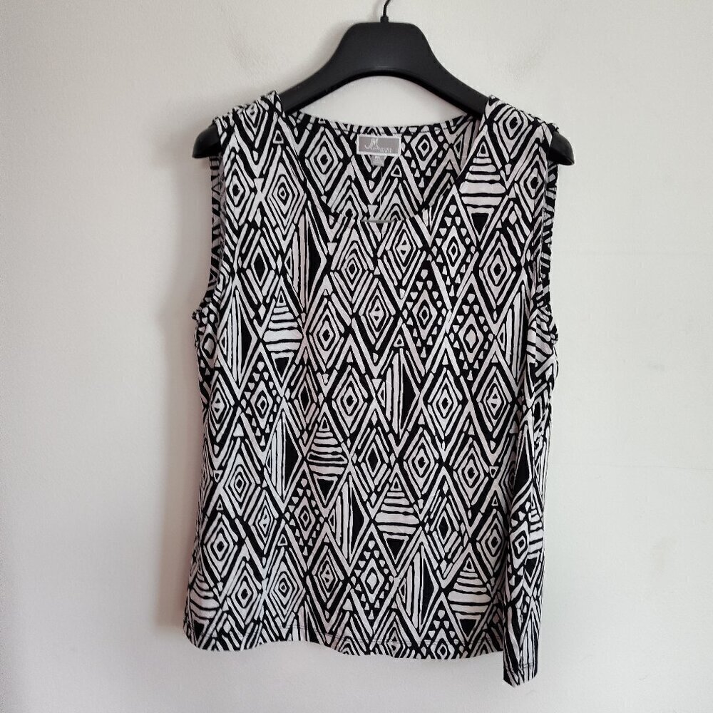 JM Collection Black/White Sleeveless Blouse